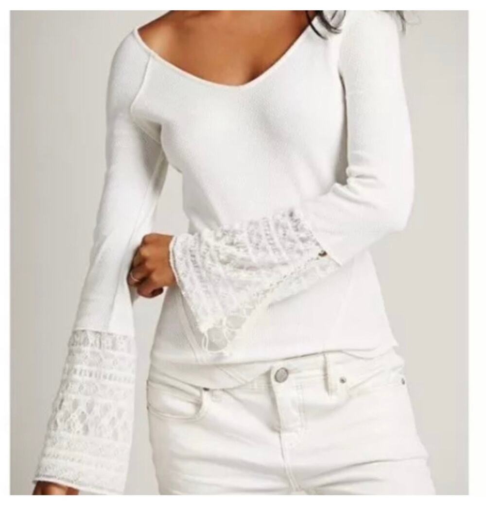 Free People Juliet Ivory Lace Cuff With Lace- Up Detail Thermal Top Medium
